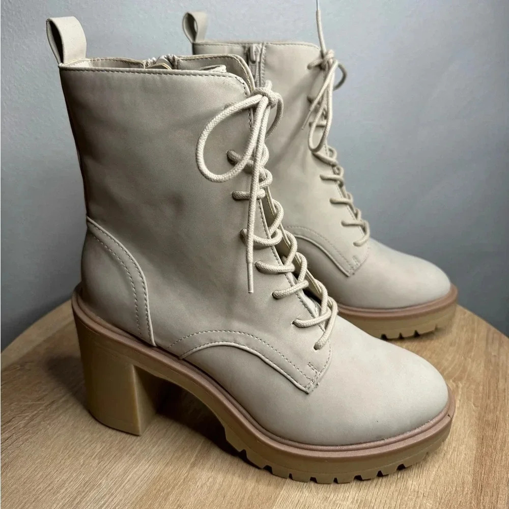 DV by Dolce Vita Chunky Heel boots